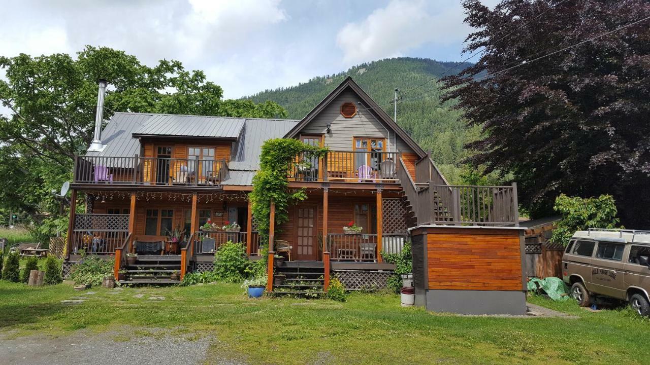 Kaslo Manor Lodge Экстерьер фото